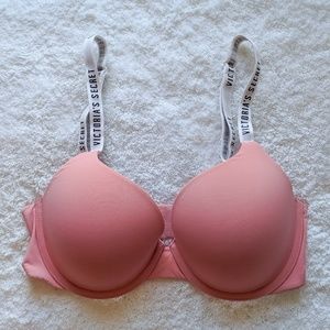 Victoria's Secret 34D Push Up T-shirt Bra Logo